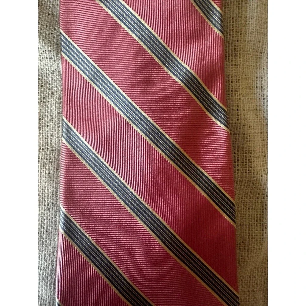 Roundtree & Yorke All Silk Necktie Bubblegum Pink Blue Striped Men’s Tie